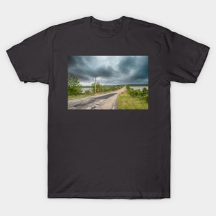 I got to go we got cows Twister location T-Shirt